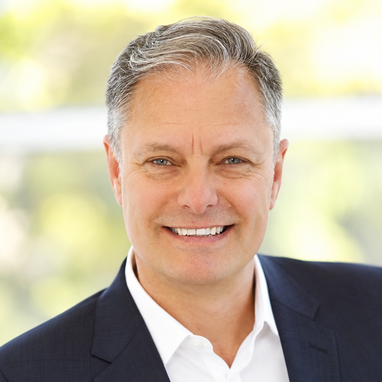 Dr Brian Lowe